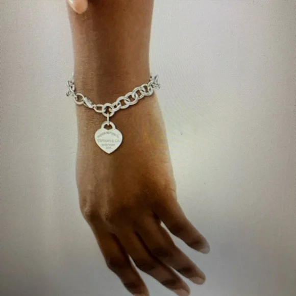 Return to Tiffany Heart Tag Charm Bracelet - Picture 3 of 3
